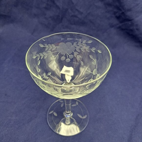 Vintage Etched Glass Sherbet Champagne Coupe Goblet With Floral Vine Design - Picture 7 of 11